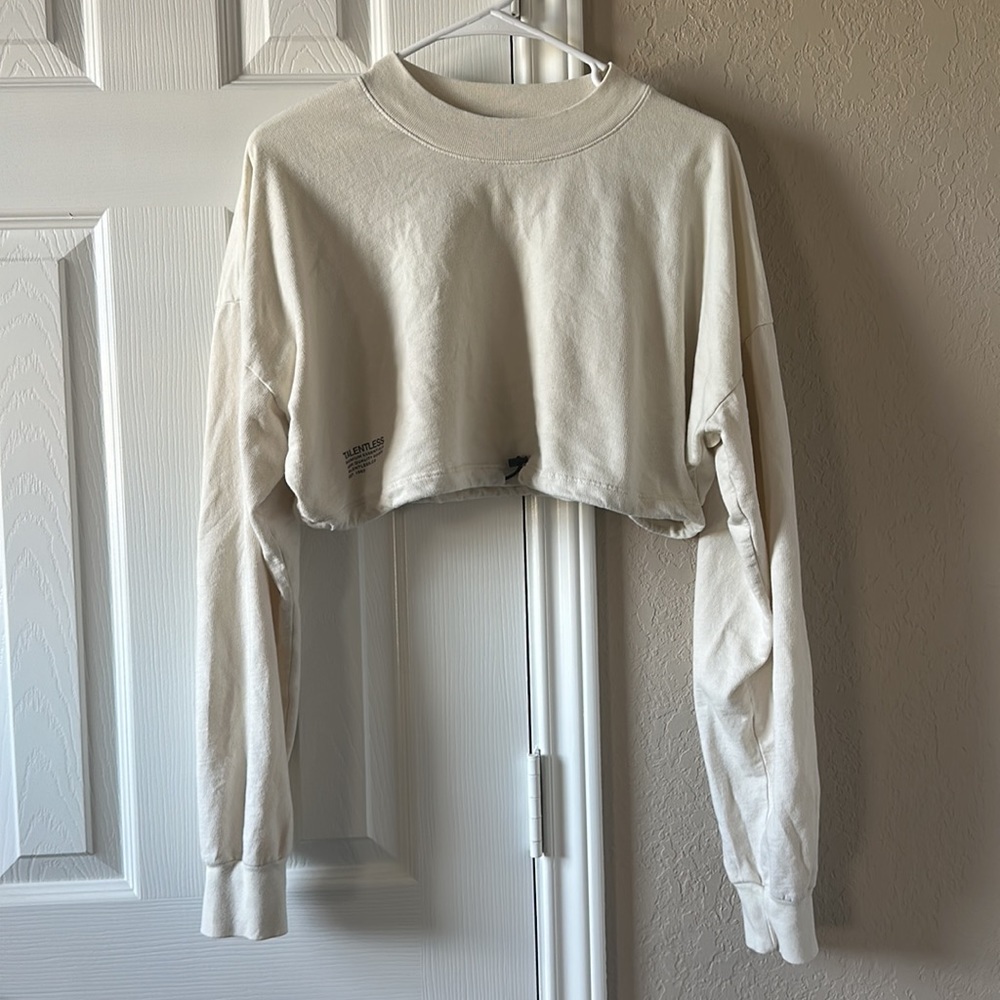 NWOT Talentless Cinch Crop Long Sleeve Tee- Bone - Picture 4 of 7